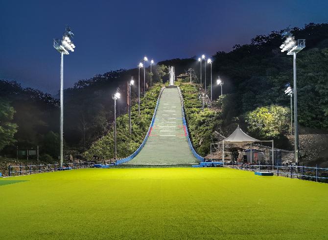 吉林北大壺K90跳臺滑雪場