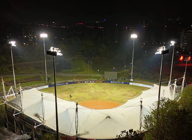 南京工業(yè)大學(xué)棒壘球場(chǎng)