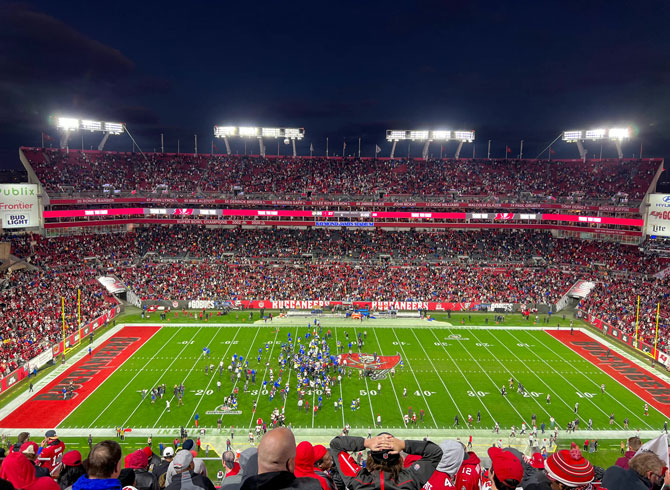 2021年超級(jí)碗比賽場(chǎng)：美國(guó)佛羅里達(dá)Raymond James球場(chǎng)