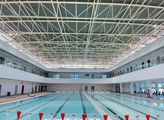 青海省貴德縣全民健身中心游泳館、群眾文化體育館