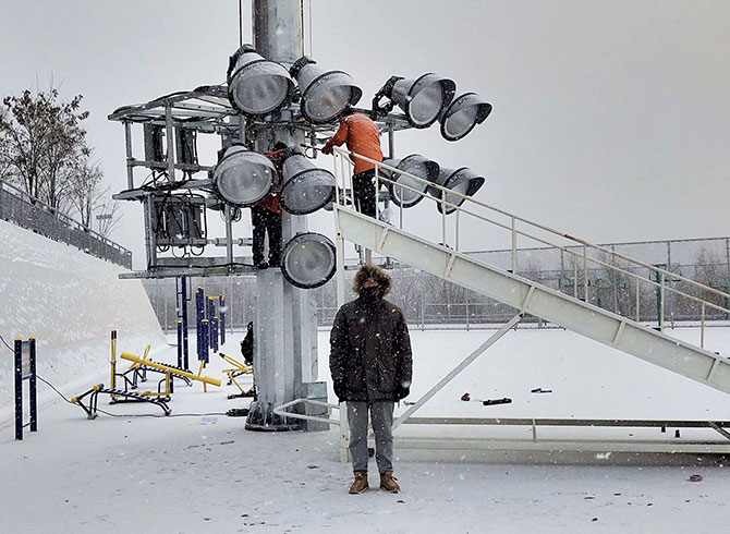 內(nèi)蒙古師范大學(xué)附屬中學(xué)和林校區(qū)體育場(chǎng)體育館